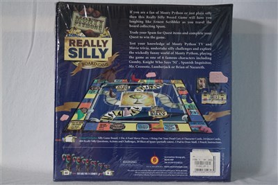 Monty Python Silly Board baksida