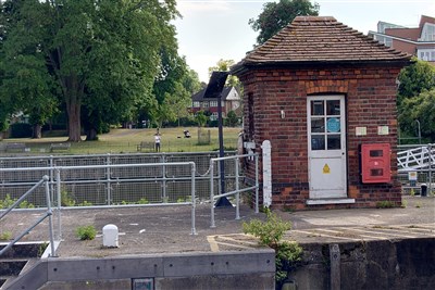 Teddington Lock 3